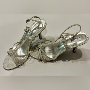 Katie and Kelly Size 7.5 Silver Strap Heels